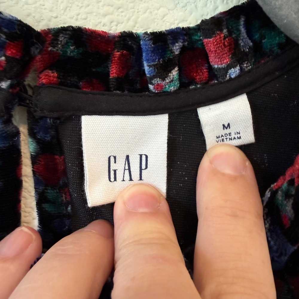 Gap Womens Floral‎ Velvet Puff Sleeve Mock Neck Ruffle Blouse Blue Red Black M - Picture 7 of 13